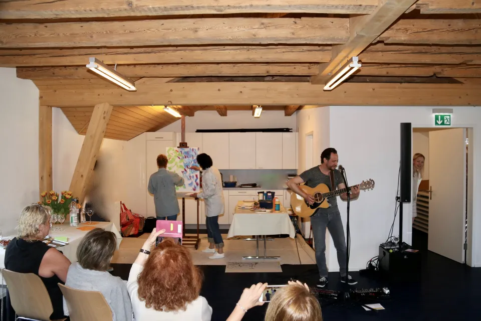 Performance mit Dom Hakios an der 5. Schwyzer Kulturwochenende 2018 - Kulturhaus Bäch