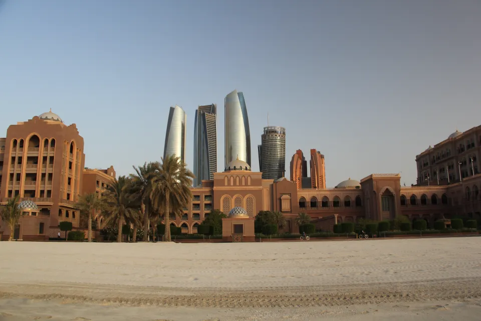 Abu Dhabi أبو ظبي